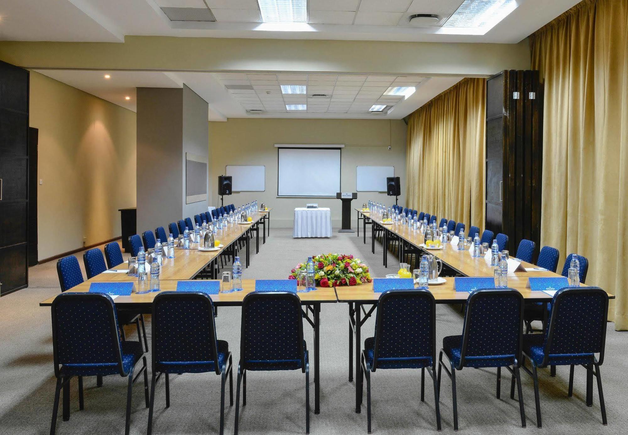 Protea Hotel Lusaka Cairo Road Εξωτερικό φωτογραφία